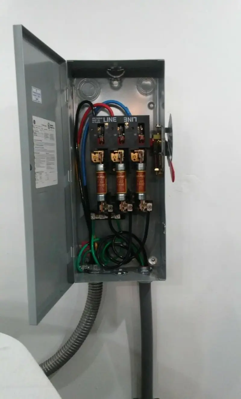Three-phase disconnect switch installed for Electrical Wiring & Rewiring in Amite City